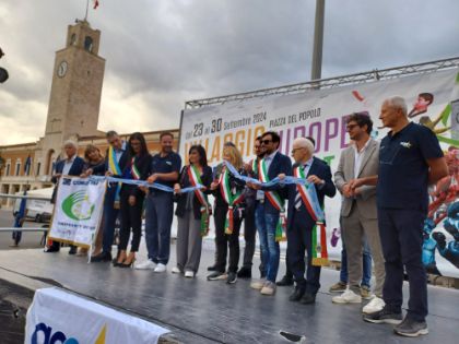 Villaggio dello Sport, tutto pronto per il taglio del nastro in piazza del Popolo