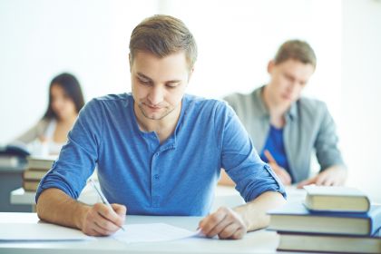 Avviso bonus libri studenti 10 e lode 2024_2025 Avviso bonus libri studenti 10 e lode 2024_2025